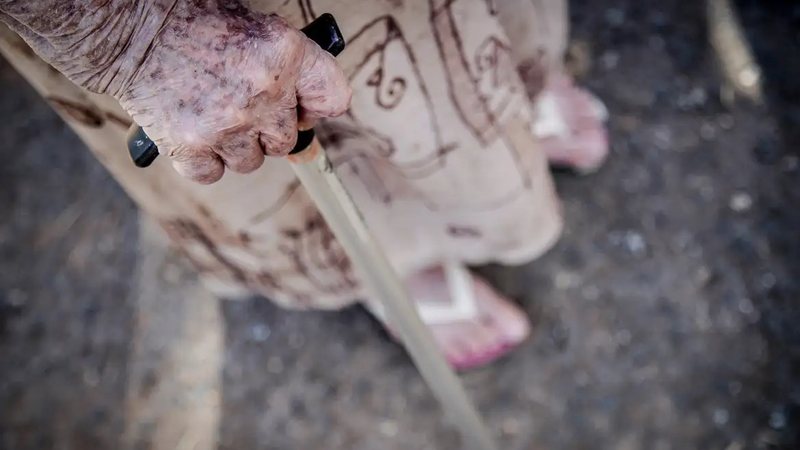 A proposta prevê campanhas sobre o envelhecimento, atendimento psicológico, psiquiátrico e jurídico gratuito às vítimas - Rafa Neddermeyer/Agência Brasil