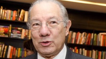 Barbosa: "Não vai haver movimento na área comercial se não houver gesto político do governo brasileiro” - Reprodução / Academia Paulista de Letras