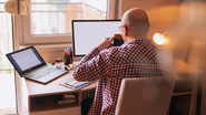 O levantamento mostrou ainda que qualidade de vida e saúde mental são prioridades para os brasileiros da área de TI - Foto: Envato Elements