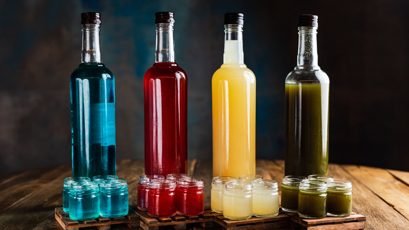Diversos detalhes na garrafa podem indicar adulteração - Envato