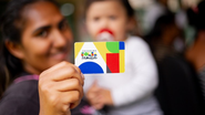 O programa atende famílias registradas no CadÚnico que se enquadram nos critérios de renda - Foto: reprodução Agência Gov