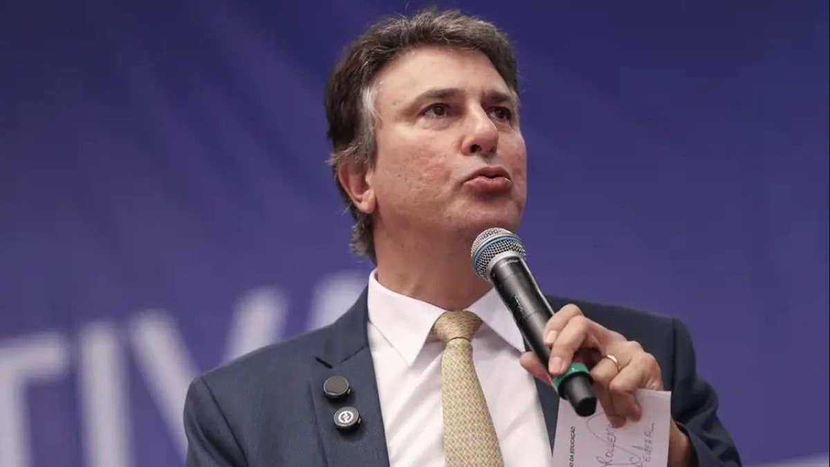 Segundo o ministro da Educação, Camilo Santana, iniciativa busca aproximar a formação acadêmica das demandas do mercado - José Cruz/Agência Brasil