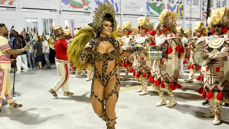 Neste ano, o universo do samba carioca passou por uma verdadeira troca coroas - Foto: Marcos Serra Lima/gshow