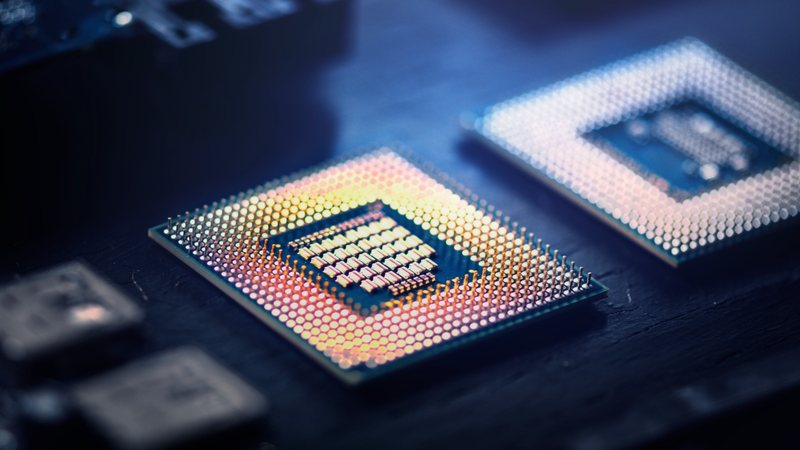 Um chip de supercomputador comum se parece com o novo por fora, mas tem grandes diferenças internas - Envato