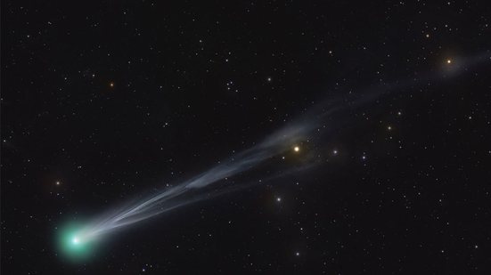 O cometa Lemmon, descoberto em janeiro, até poderá ser visto vagamente em locais com pouca iluminação e com céu limpp - Victor Sabet & Julien De Winter / Nasa
