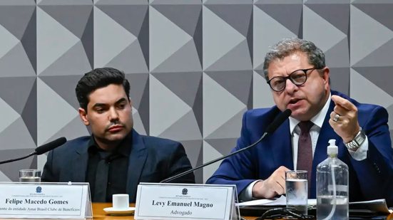 Felipe Macedo Gomes, ao lado de seu advogado na CPMI da Previdência: ele faz parte do grupo conhecido como 'jovens ricaços' - Reprodução/Instagram/@sportscenterbr