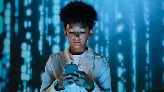 De acordo com a pesquisa, 92% dos brasileiros entre 9 e 17 anos acessam a internet - Pexels