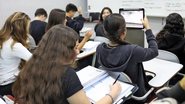 O ministério da Educação pretende ampliar a rede de cursinhos que preparam estudantes de baixa renda aos vestibulares - José Cruz/Agência Brasil