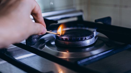 Para famílias de duas ou três pessoas, serão quatro auxílios por ano; para famílias maiores, seis auxílios por ano - Envato