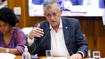 Sem a MP alternativa ao IOF,  José Guimarães (PT-CE) prevê corte linear no orçamento, atingindo também emendas parlamentares - Marina Ramos/Câmara dos Deputados