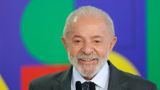 A lei assinada por Lula, também prevê isenção da Conta de Desenvolvimento Energético no consumo mensal de até 120 kWh - Fabio Rodrigues-Pozzebom/ Agência Brasil