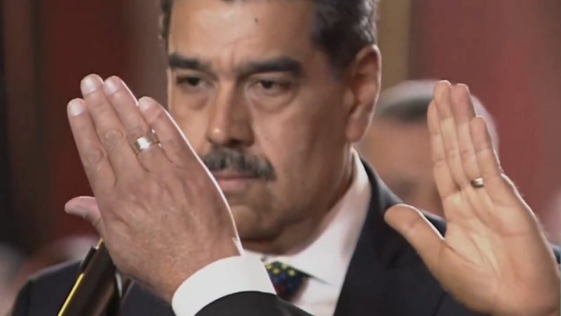 Segundo o republicano, o líder venezuelano fez as concessões porque "não quer f**** com os Estados Unidos" - RS/Fotos Públicas