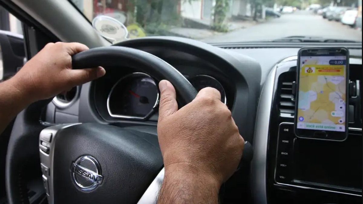 Segundo o projeto, órgãos públicos não serão obrigados a compartilhar informações sobre áreas de risco motoristas de aplicativos - Rovena Rosa/Agência Brasil