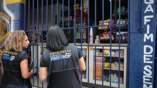 Até o momento, cinco mortes suspeitas foram confirmadas e nove estabelecimentos foram interditados - Pablo Jacob/Governo de São Paulo