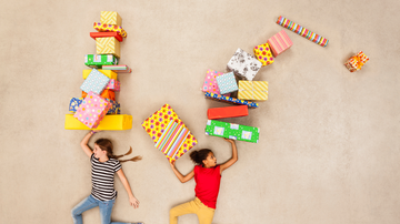 Como escolher um presente que una diversão, aprendizado e segurança - Foto: Envato Elements