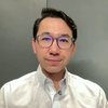 Leitores do Viva enviaram dúvidas sobre dores causada por hérnia, inflamação no ciático e escoliose ao ortopedista Ricardo Kobayashi - Divulgação