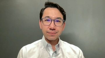 Leitores do Viva enviaram dúvidas sobre dores causada por hérnia, inflamação no ciático e escoliose ao ortopedista Ricardo Kobayashi - Divulgação