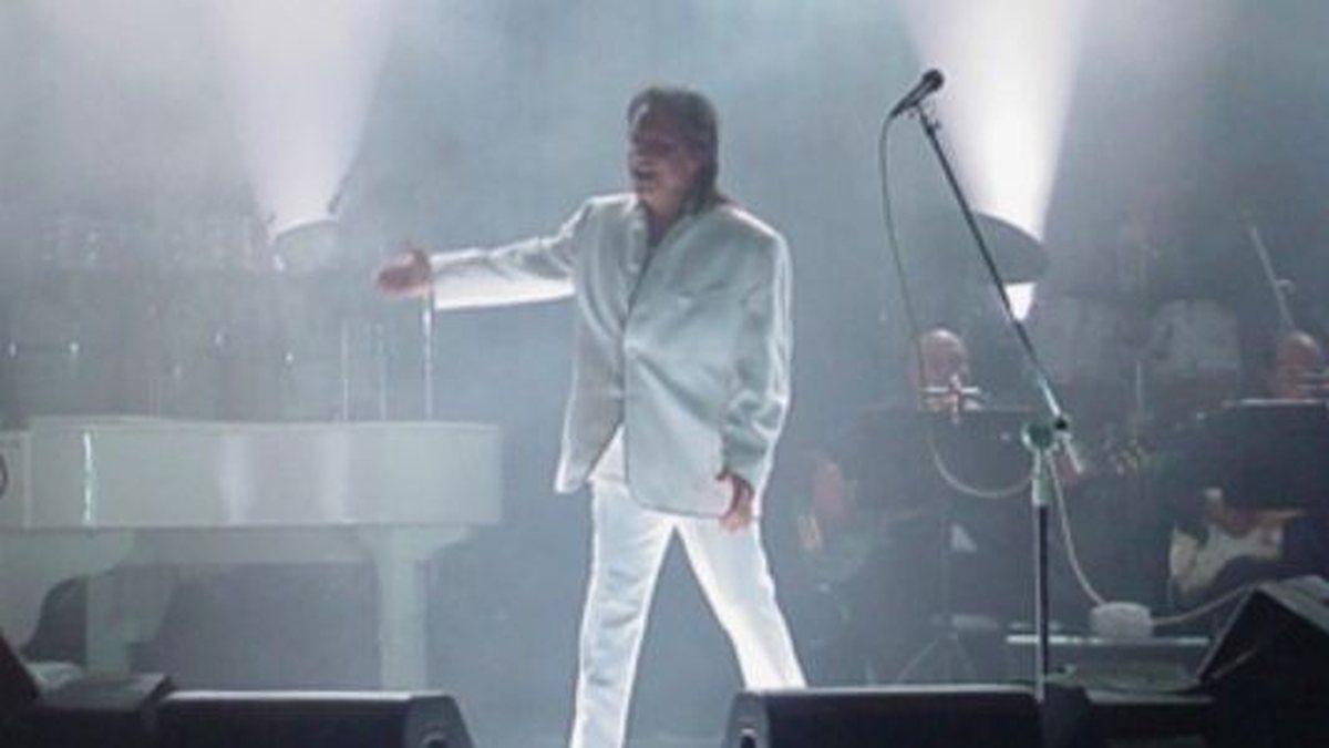 Especial de Natal do 'Rei' será gravado em Gramado; ingressos estarão disponíveis amanhã, a partir das 12h, pelo site Eleven Tickets - Roberto Carlos Site Oficial