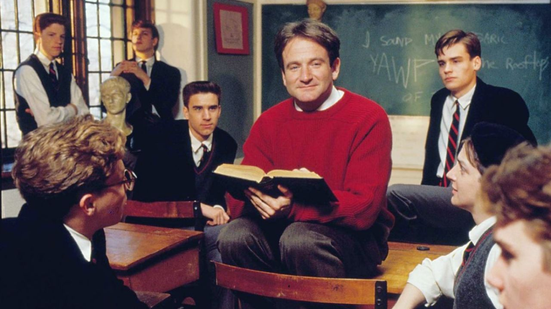 'Sociedade dos Poetas Mortos' é uma das seis produções que abordam o poder da educação e do aprendizado - Divulgação / Walt Disney Studios