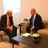 Trump e o primeiro-ministro israelense, Benjamin Netanyahu; no Egito, o presidente dos EUA destacou o retorno de civis para suas casas - Divulgação - The White House