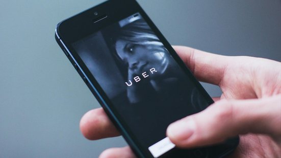 No STF se discute se existe vínculo empregatício de motoristas de aplicativo com plataformas como a Uber - Unsplash