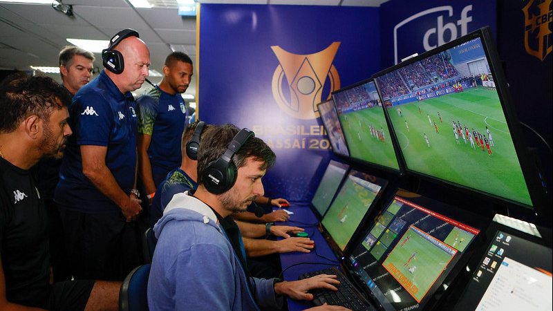 Comissão de Arbitragem, enquanto se preparava para a temporada 2023 - Rodrigo Ferreira/CBF