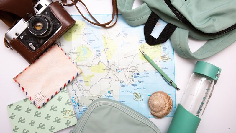 61% dos entrevistados informaram ainda que o principal motivo das suas viagens é para conhecer pessoas de diferentes, culturas e origens - Envato