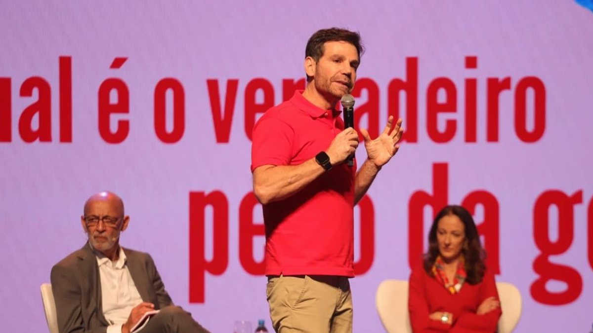 Contradição entre longevidade e viver com saúde foi tema de palestra do consultor Márcio Atalla no XVIII Fórum da Longevidade - Divulgação/Fórum da Longevidade