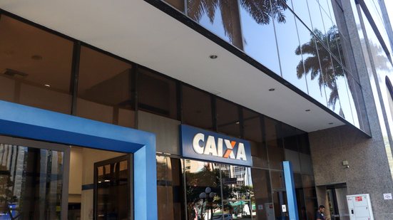 Em decorrência do compromisso entre a Caixa e o INSS, a concessão do seguro prestamista ficará suspensa por pelo menos 30 dias - Adobe Stock