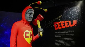 Entre os destaques do tour, o túnel dedicado ao Chapolin Colorado - Foto: reprodução Expo Chaves