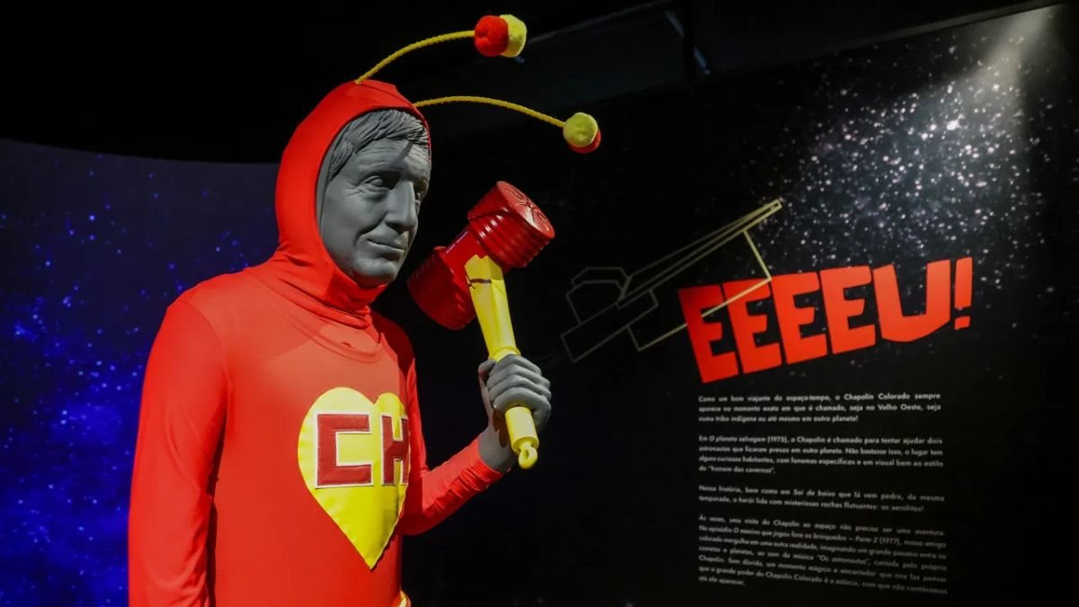 Entre os destaques do tour, o túnel dedicado ao Chapolin Colorado - Foto: reprodução Expo Chaves