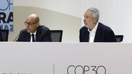O presidente da COP30, André Corrêa do Lago (à direita) destacou o protagonismo da China no investimento em energia limpa e os ganhos coletivos desse esforço - Bruno Peres / Agência Brasil