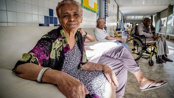 'Perspectivas acerca do envelhecimento na sociedade brasileira' foi o tema escolhido para a redação do Enem 2025 - Rafa Neddermeyer/Agência Brasil