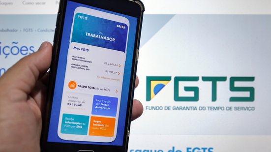 Tecnologia ajuda a acelerar o processo para liberação do saque do FGTS por doença e número de processos tem crescido ano a ano - Adobe Stock