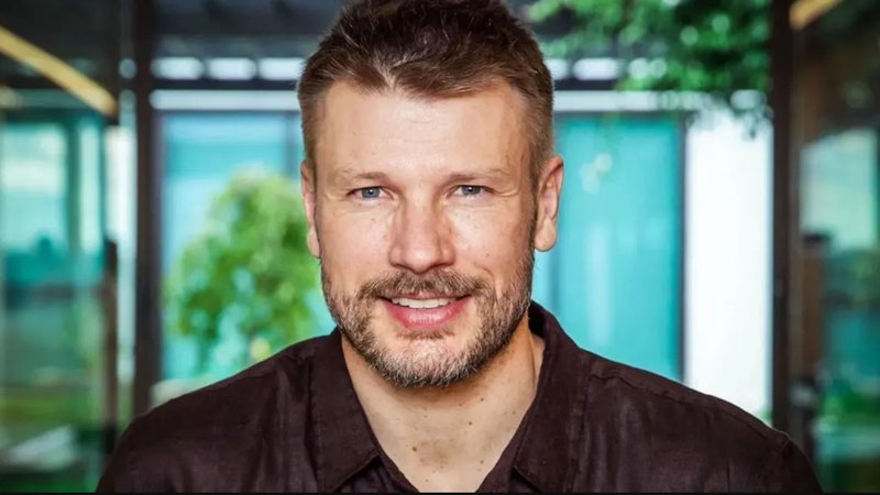 Rodrigo Hilbert diz que mudou sua percepção da masculinidade e que não se identifica mais com comportamentos de amigos - Reprodução Instagram / @rodrigohilbert