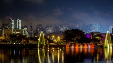 A partir deste sábado, a Árvore de Natal também estará presente na paisagem noturna do Parque do Ibirapuera - Envato