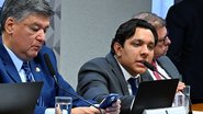 O requerimento para a convocação de Igor Delecrode (no centro) foi apresentado pelo relator, deputado Alfredo Gaspar (União-AL). - Waldemir Barreto/ Agência Senado