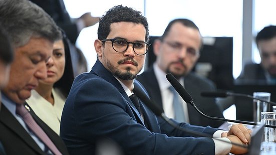 Beneficiado  por um habeas corpus,  Eric Douglas Martins Fidelis  se cala sobre repasses de empresas do 'Careca do INSS' ao seu escritório - Saulo Cruz/Agência Senado