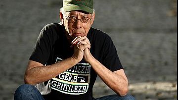 Foto de arquivo de 13/08/2015. O cantor e músico Jards Macalé posa para ensaio no Rio de Janeiro, em 2015. - Wilton Junior /Estadão Conteúdo