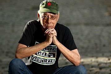 Foto de arquivo de 13/08/2015. O cantor e músico Jards Macalé posa para ensaio no Rio de Janeiro, em 2015. - Wilton Junior /Estadão Conteúdo