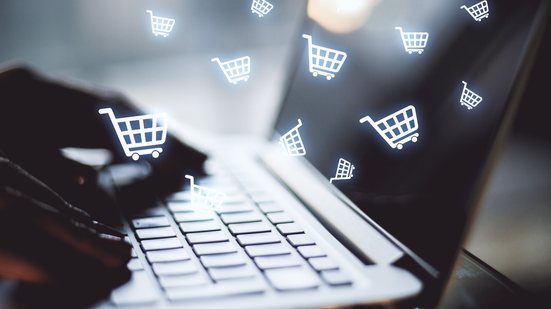 Consulta inédita do Procon-SP revela que consumidores desconfiam das ofertas; mas reagem aos gatilhos de marketing da Black Friday - Envato