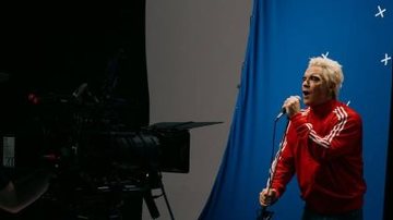 Cantor disse querer alertar as pessoas sobre os riscos potenciais do uso do medicamento - Divulgação/Instagram @robbiewilliams