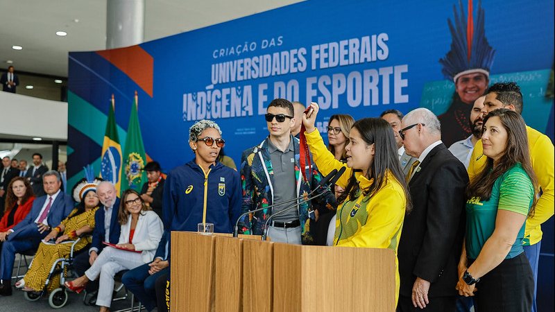 Universidade Federal Indígena (Unind) e do Esporte (UFEsporte) devem ser inauguradas no ano que vem - Ricardo Stuckert/PR