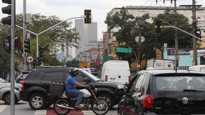 de não cumprimento da decisão, a Enel será multada em R$ 200 mil por hora - Estadão Conteúdo