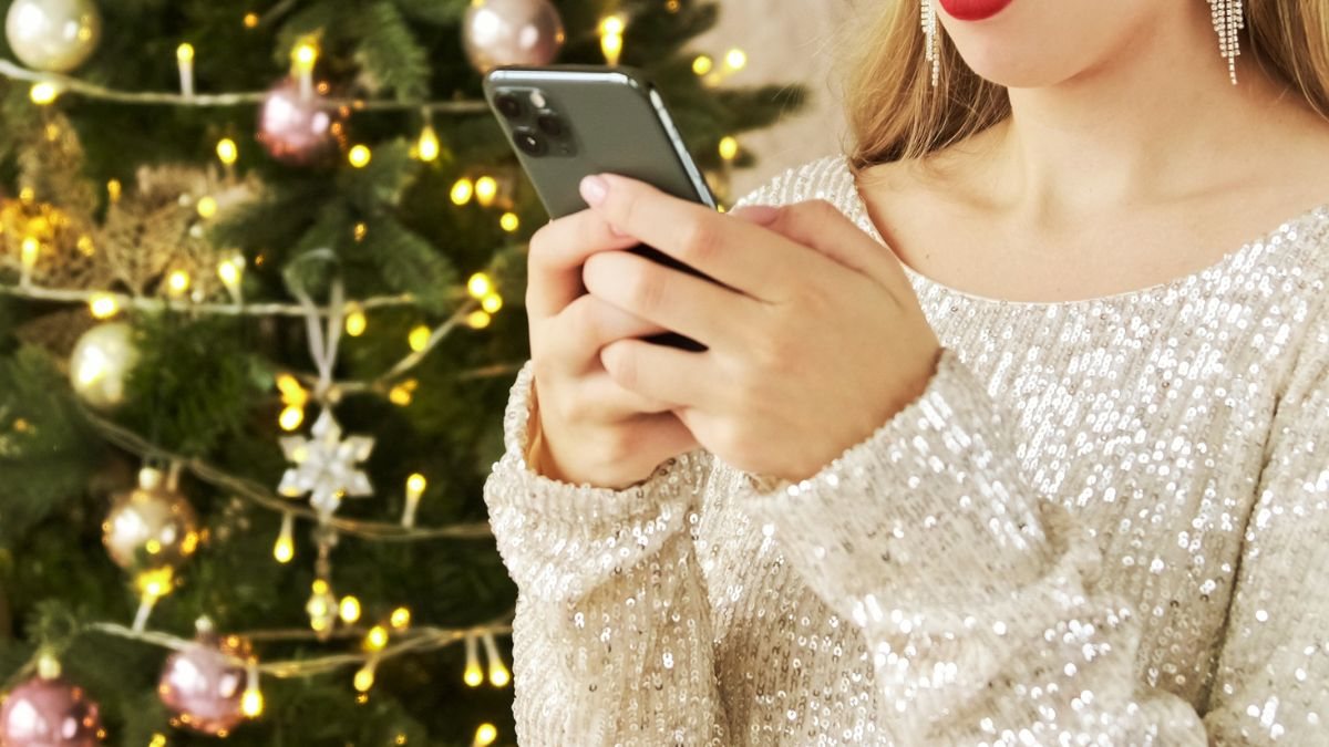 Com o avanço das festas de fim de ano, os aplicativos para organizar amigo secreto se consolidam - Envato