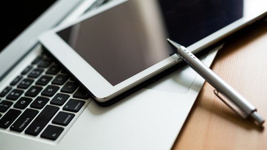 O site do governo disponibiliza uma ferramenta gratuita de assinatura, disponível para os usuários de nível prata e ouro - Envato