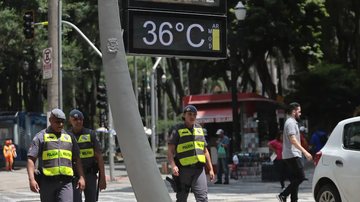 Temperaturas de 40°C ou mais ainda podem ser registradas até o último dia de setembro - Paulo Pinto/Agência Brasil