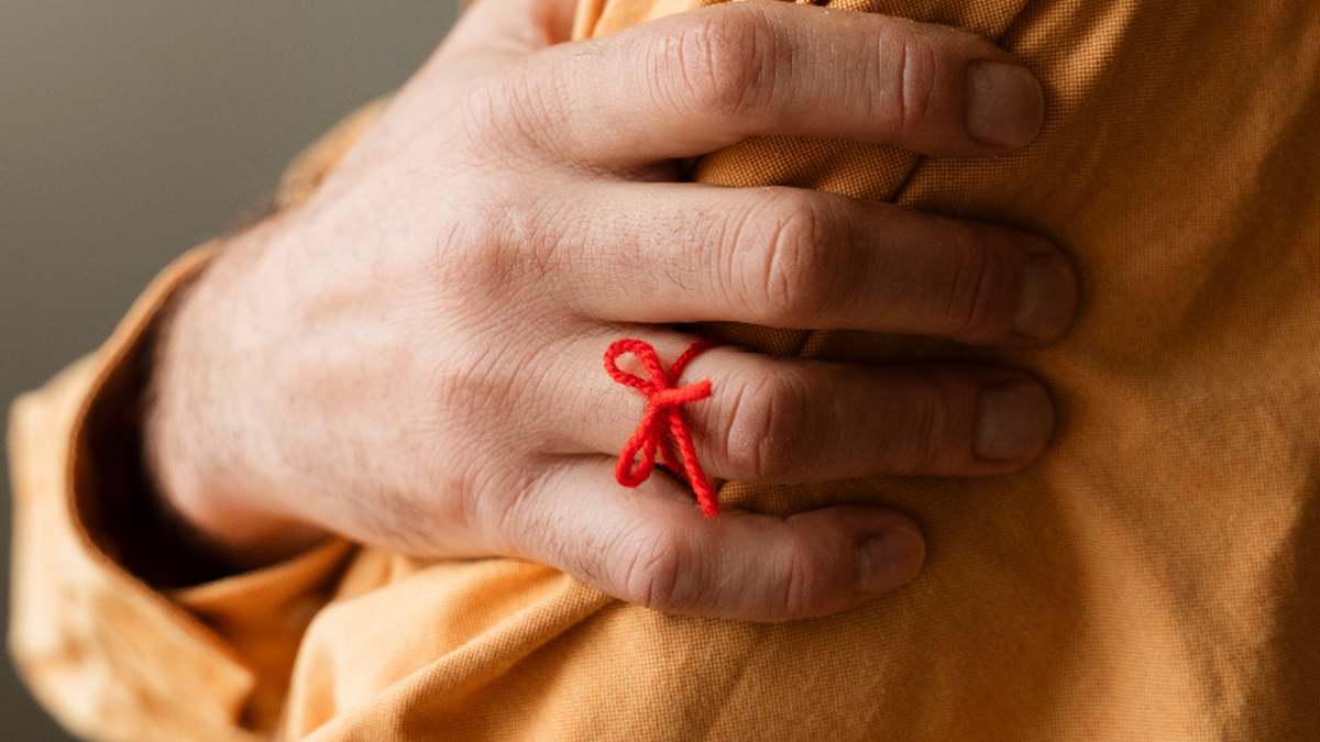 São fatores para o aumento dos casos a baixa adesão ao uso de preservativos e a popularização dos medicamentos contra a disfunção erétil - Foto: Freepik