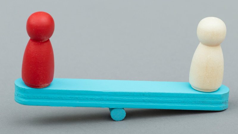 Um retrato da desigualdade: pesquisa do Ministério da Fazenda apura que os 1% mais ricos do Brasil detiveram 37,3% da riqueza aferida pelas declarações de IR de 2023 - Freepik