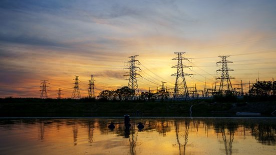 O Operador Nacional do Sistema (ONS) inicialmente previa um aumento do consumo de 1,6%, mas agora já estima que o crescimento será de 1,4% - Envato